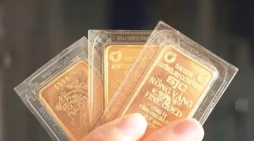 تراجع سعر الذهب بقيمة 2.2 مليون دونغ فيتنامي خلال تعاملات الليل الأخيرة